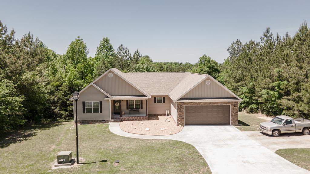 84 Bell Loop Chatsworth, GA 30705 - Photo 1 of 22 Main View