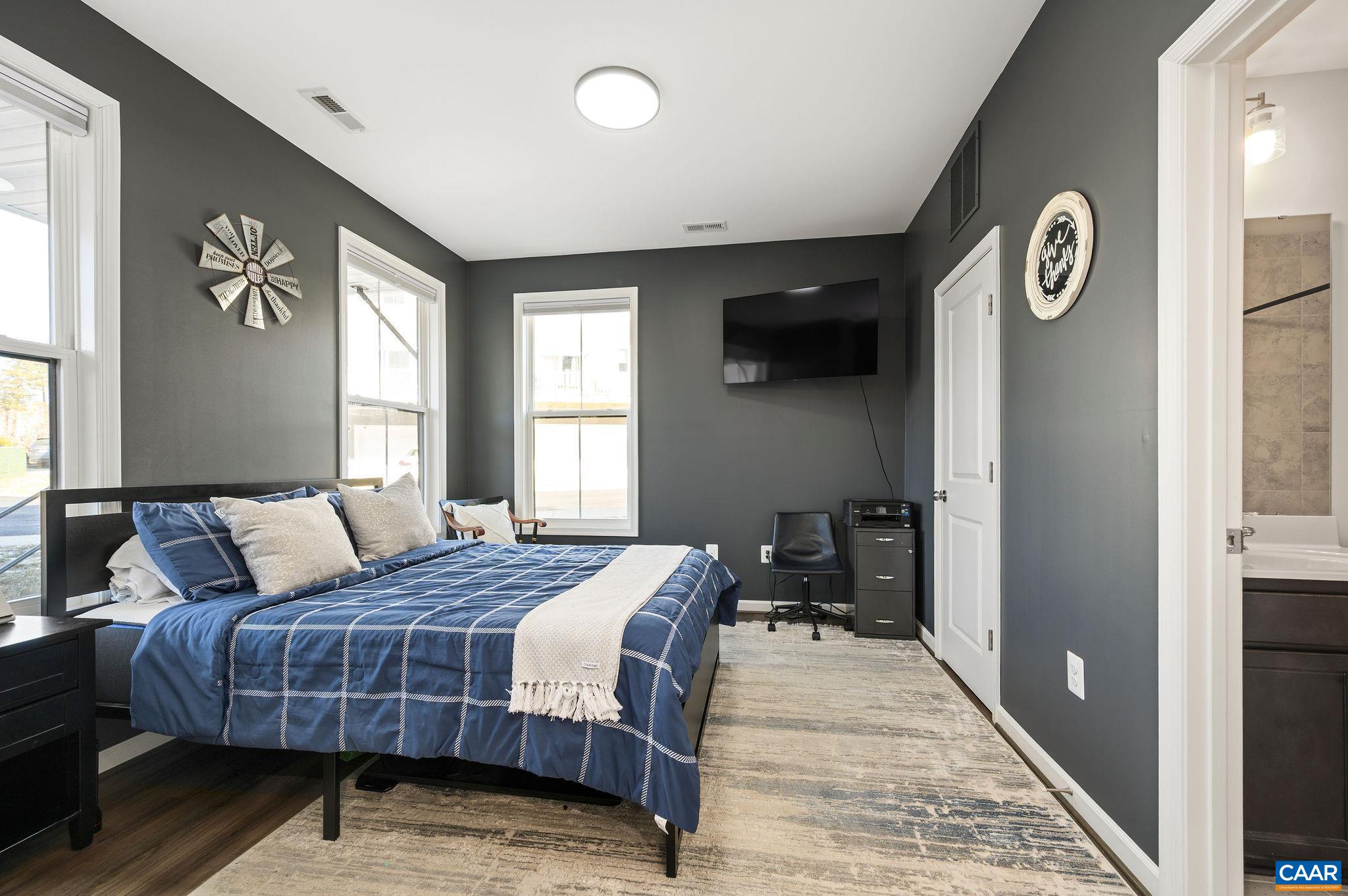 2834 Sweetbay Street Charlottesville, VA 22902 - Photo 5 of 34