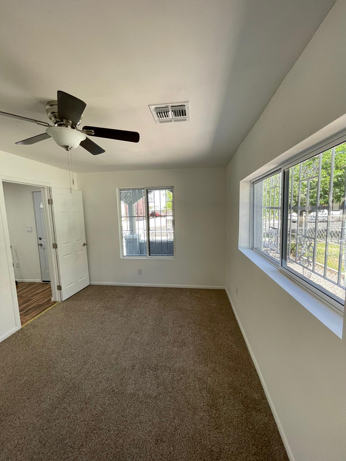 637 East 16th Street Douglas, AZ 85607 - Photo 12 of 29 06a14871-f88d-46d3-a5fe-a6764d50a567 cop