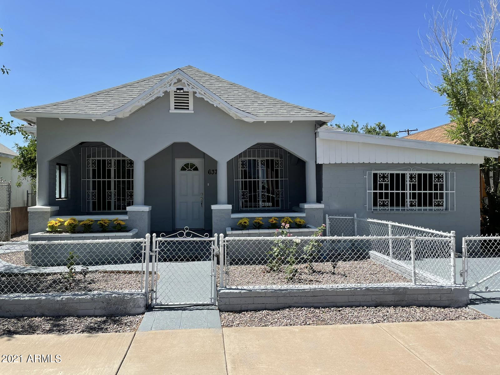 637 East 16th Street Douglas, AZ 85607 - Photo 2 of 29 3ac5927e-c17f-4918-8775-e86071a7b83c cop