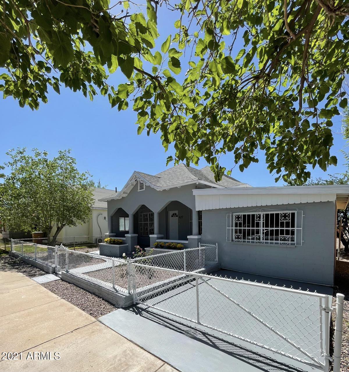 637 East 16th Street Douglas, AZ 85607 - Photo 3 of 29 67e2add0-01f2-4c10-a88c-86fd76ebb093 cop