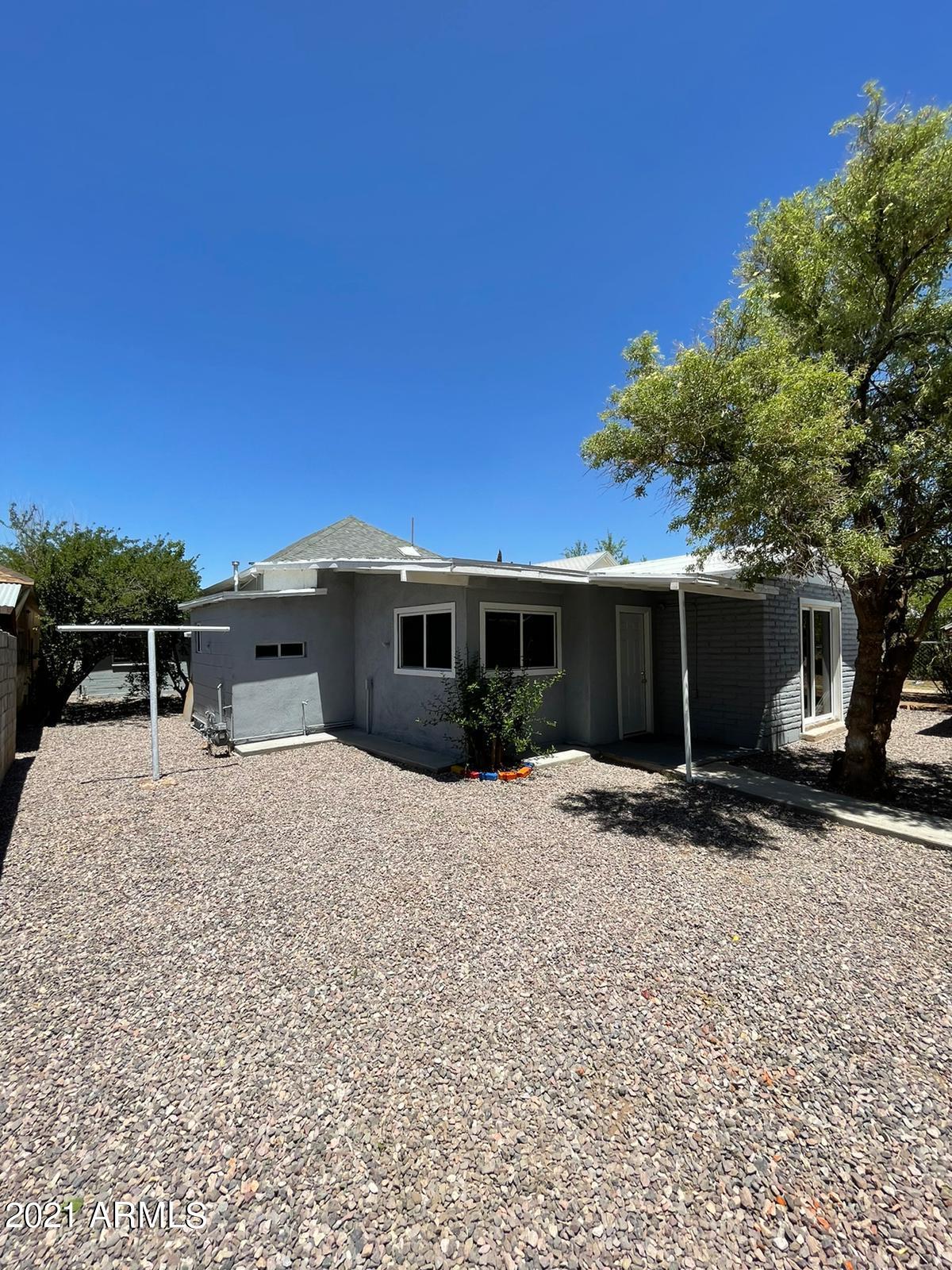 637 East 16th Street Douglas, AZ 85607 - Photo 6 of 29 Backyard