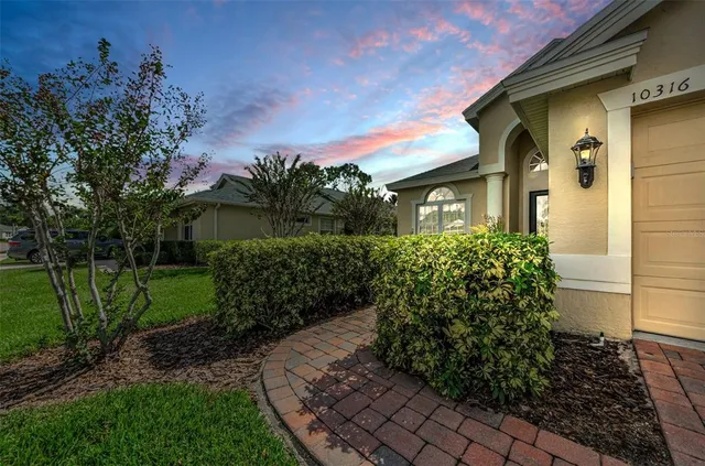 $410,000 | 10316 Sorenstam Drive, Trinity, FL 34655