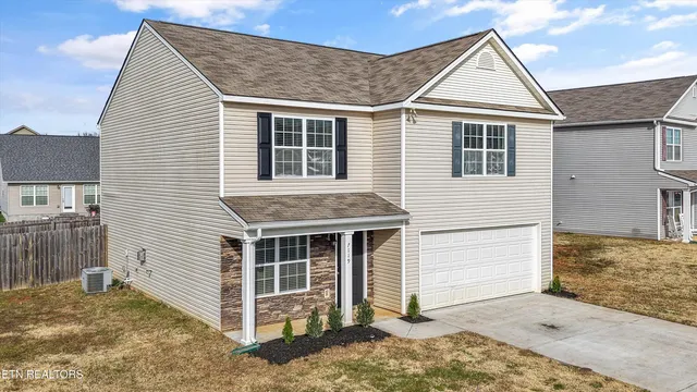 $324,900 | 7119 Forest Willow Lane, Corryton, TN 37721