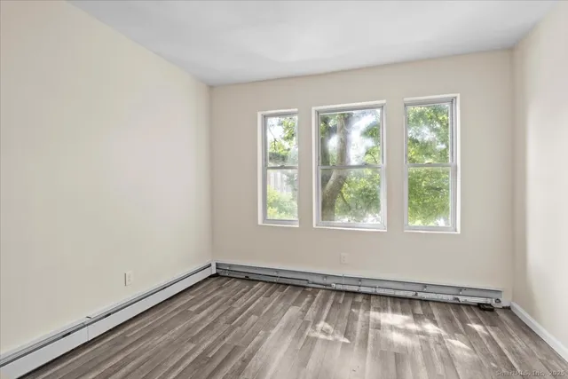 $1,800 | 204 Magnolia Street, Unit 3S, Hartford, CT 06112