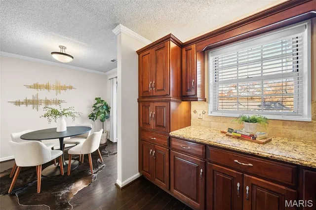 $188,000 | 1530 Swallow Drive, Brentwood, MO 63144