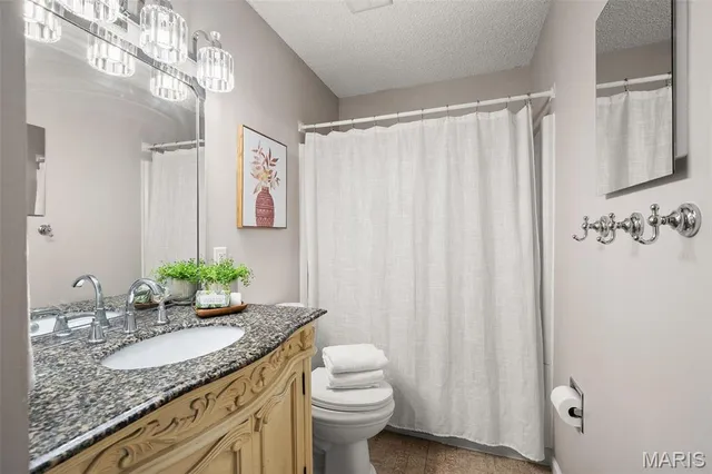 $188,000 | 1530 Swallow Drive, Brentwood, MO 63144