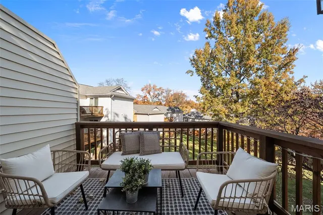 $188,000 | 1530 Swallow Drive, Brentwood, MO 63144