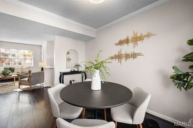 $188,000 | 1530 Swallow Drive, Brentwood, MO 63144