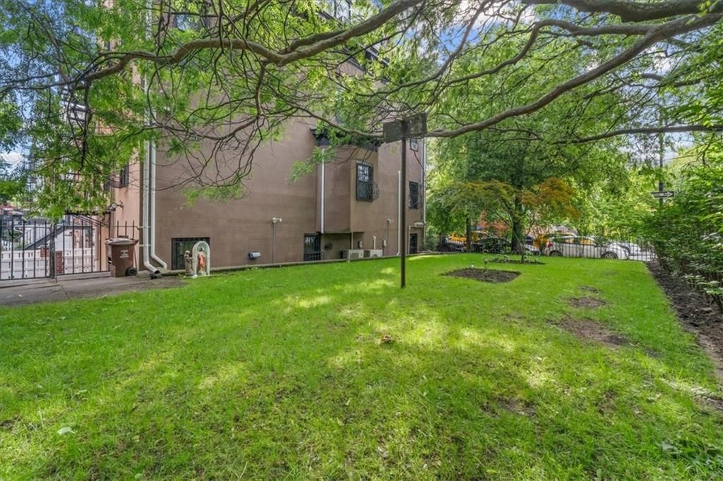 485 Clinton Street Brooklyn, NY 11231 - Photo 20 of 20