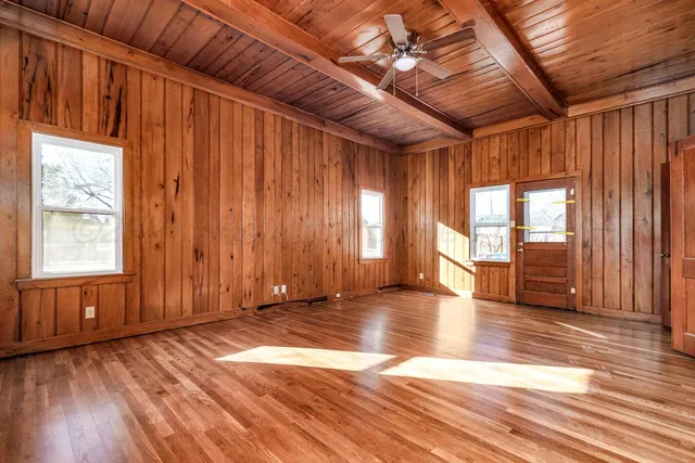 $2,300 | 2608 8th Avenue, Canyon, TX 79015