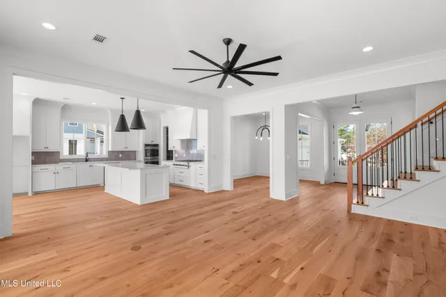 $899,900 | 111 Eastwick Drive, Madison, MS 39110