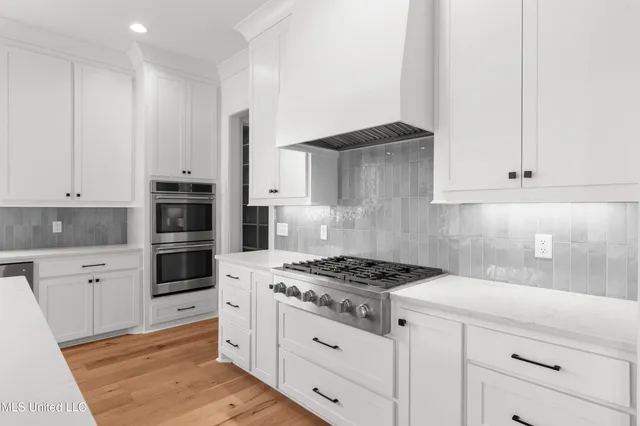 $899,900 | 111 Eastwick Drive, Madison, MS 39110