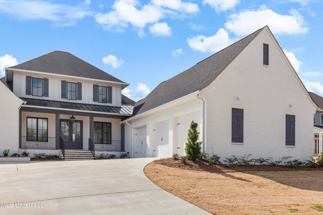 $899,900 | 111 Eastwick Drive, Madison, MS 39110