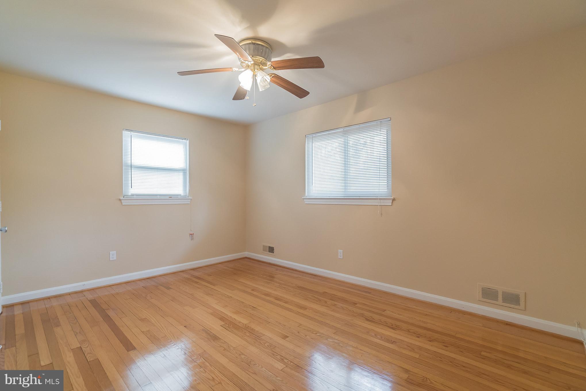 4812 Henderson Road Temple Hills, MD 20748 - Photo 19 of 30 Bedroom