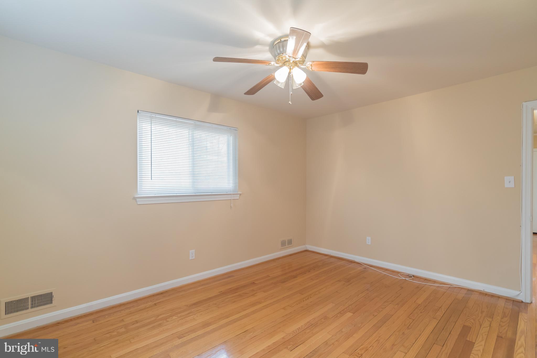 4812 Henderson Road Temple Hills, MD 20748 - Photo 20 of 30 Bedroom