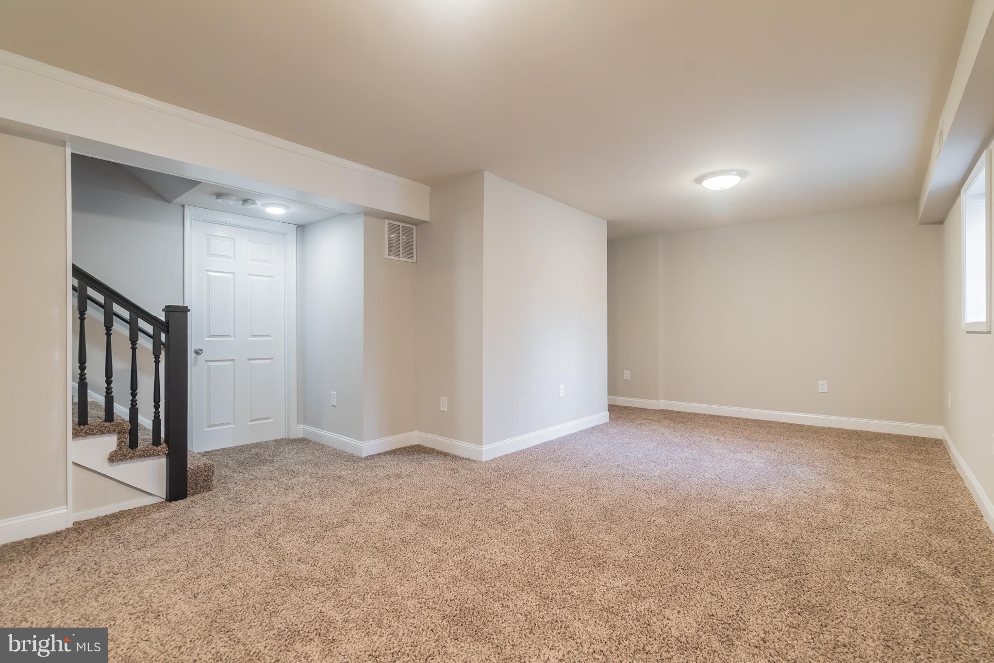 4812 Henderson Road Temple Hills, MD 20748 - Photo 23 of 30 Family Room