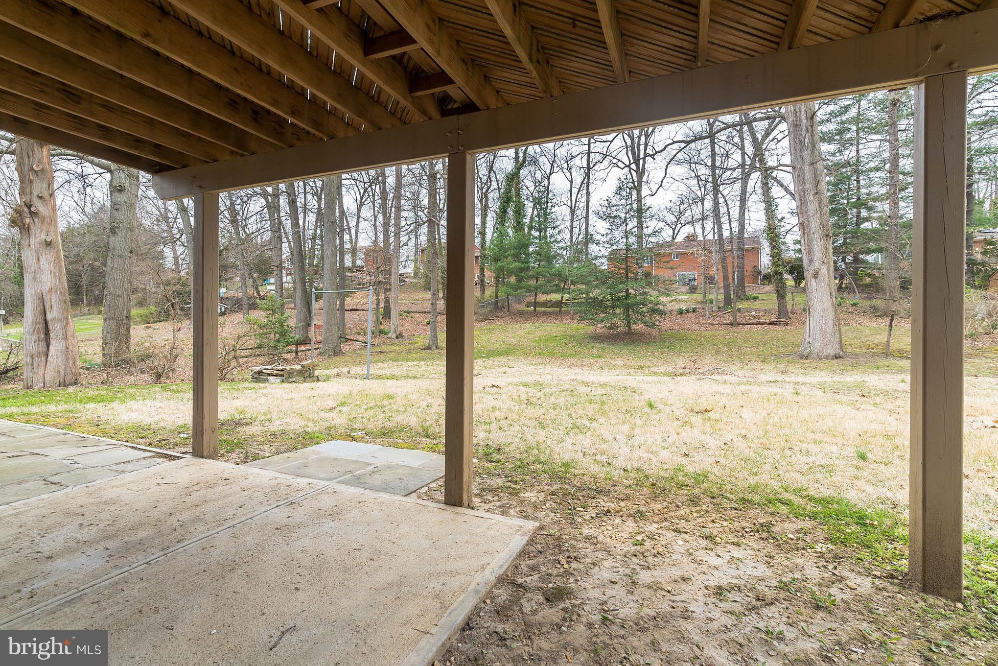 4812 Henderson Road Temple Hills, MD 20748 - Photo 25 of 30 Exterior (Rear)