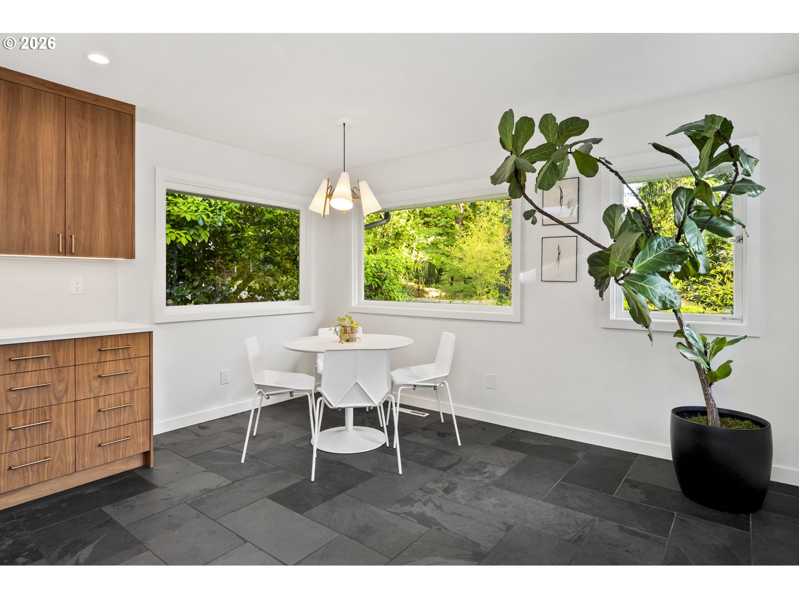 1211 Southwest Highland Road Portland, OR 97221 - Photo 15 of 48 Gallery Image 15