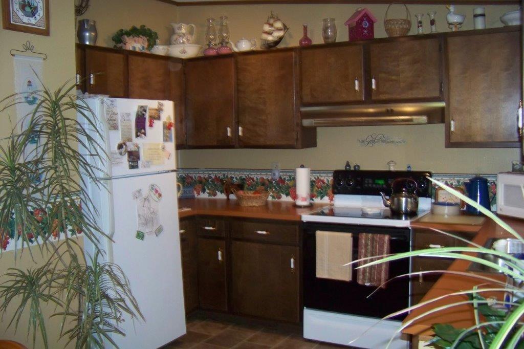 393 Sanborn Road West Newfield, ME 04095 - Photo 21 of 24 Kitchen