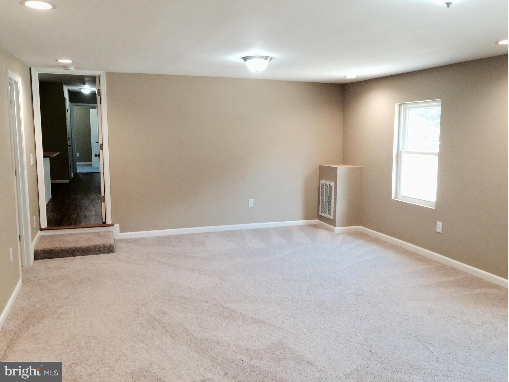 9866 Red Hill Road Spotsylvania, VA 22553 - Photo 11 of 23 Bedroom (Master)
