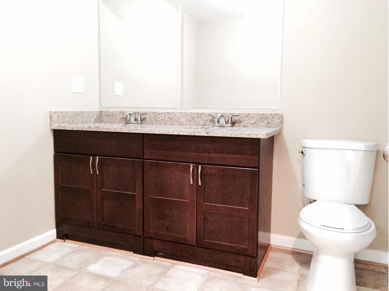 9866 Red Hill Road Spotsylvania, VA 22553 - Photo 12 of 23 Bath (Master)
