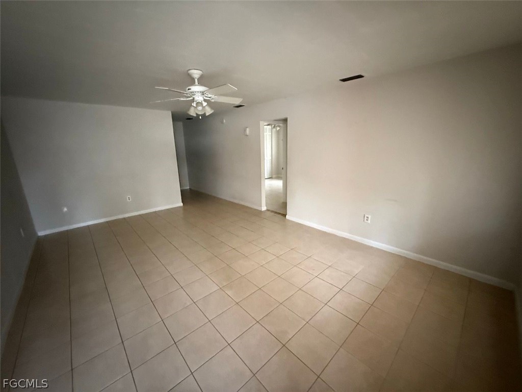 1069 Southdale Road Fort Myers, FL 33919 - Photo 2 of 6