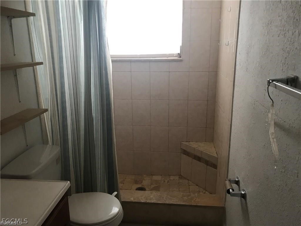 1069 Southdale Road Fort Myers, FL 33919 - Photo 4 of 6