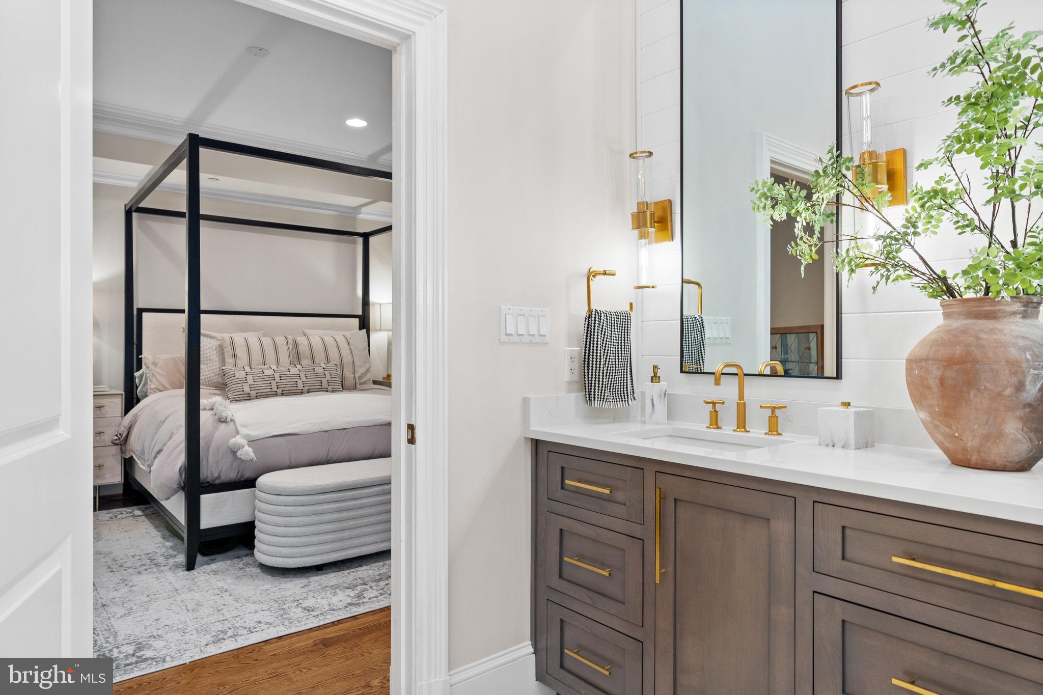 7500 Nevis Road Bethesda, MD 20817 - Photo 29 of 50 Classy bath and bedroom transition