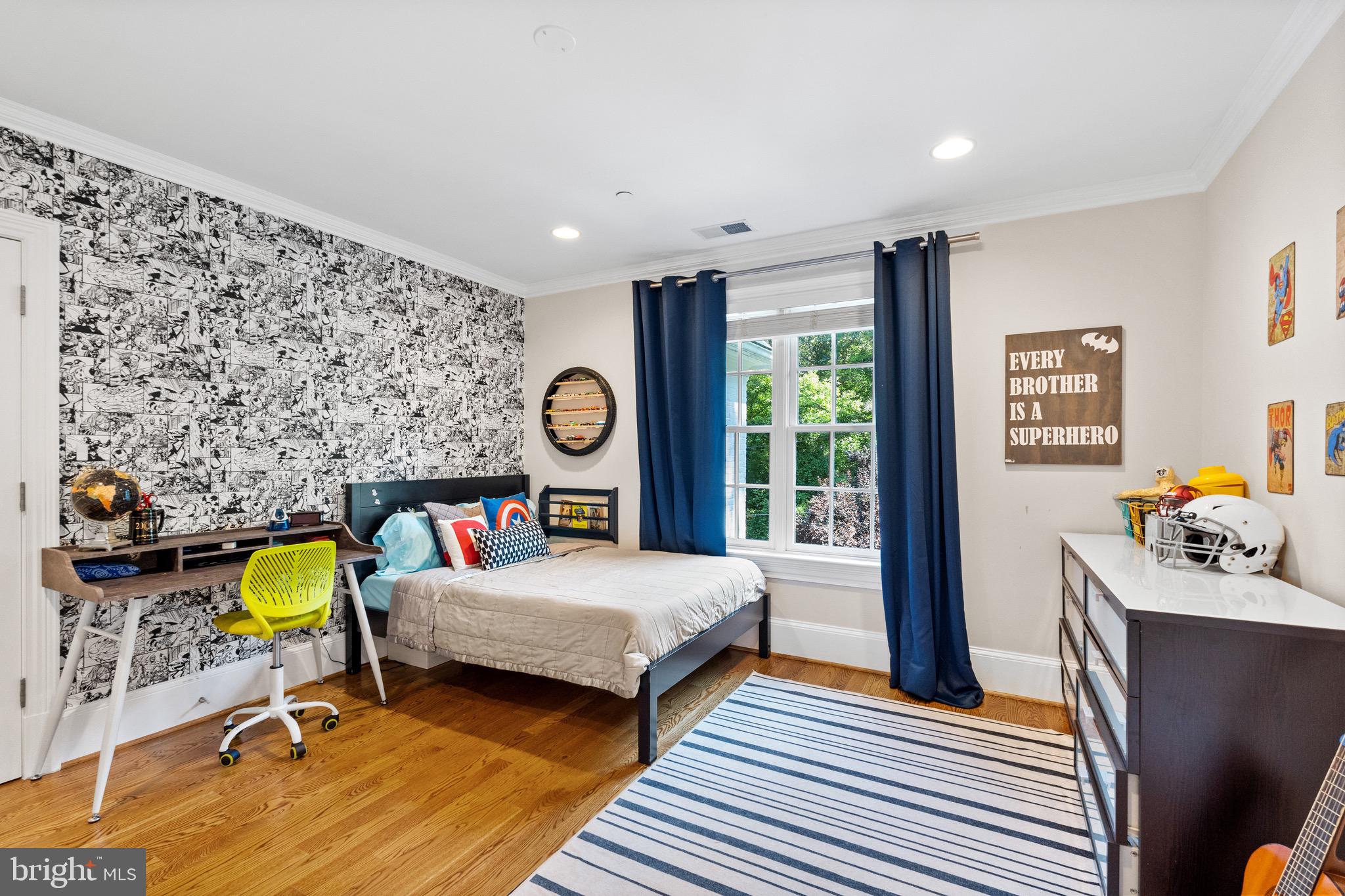 7500 Nevis Road Bethesda, MD 20817 - Photo 35 of 50 Contemporary wallpaper in additional bedroom