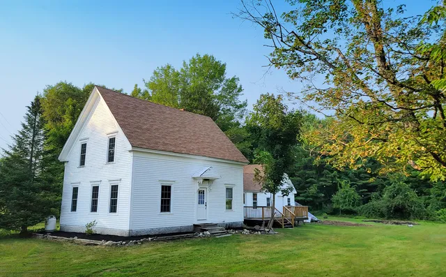 $349,000 | 1 Mosley Road, Standish, ME 04084