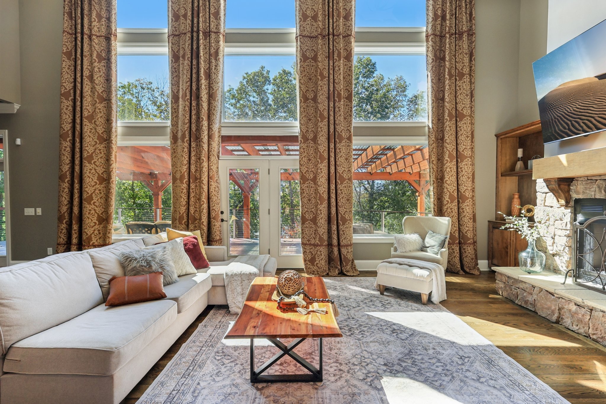 1556 A Berea Church Road Lebanon, TN 37087 - Photo 13 of 66 a living room with furniture and a large window