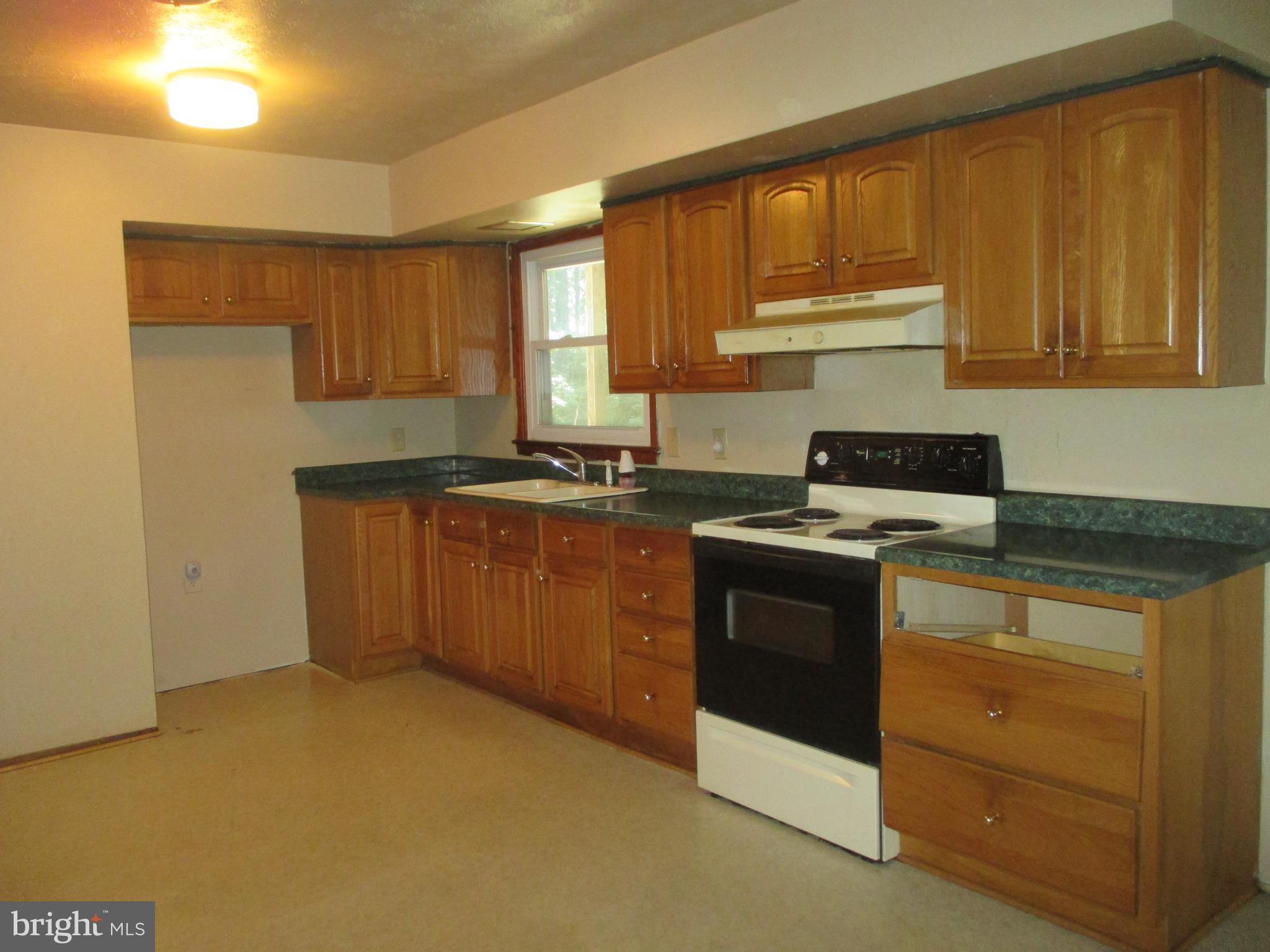 3838 Lea Road Delaplane, VA 20144 - Photo 3 of 10 Kitchen