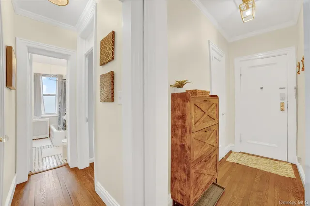 $180,000 | 445 Gramatan Avenue, Unit EB3, Mount Vernon, NY 10552