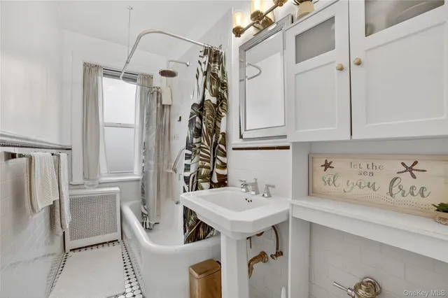 $180,000 | 445 Gramatan Avenue, Unit EB3, Mount Vernon, NY 10552