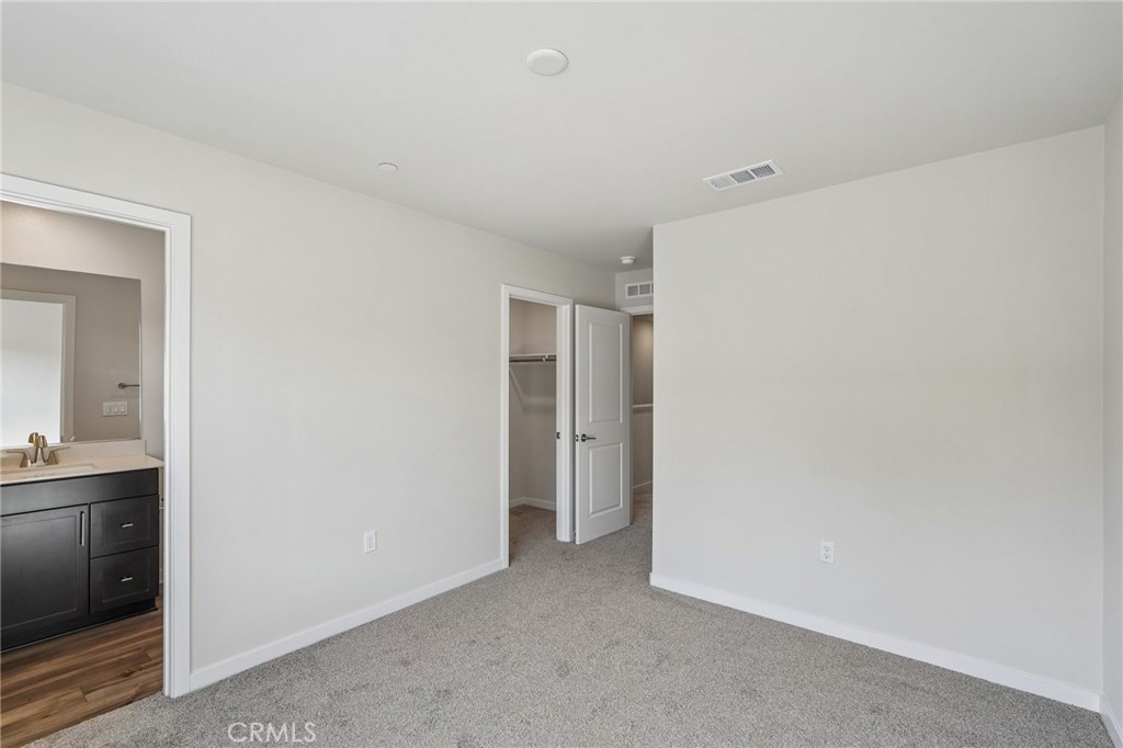 9542 Hannah Way Riverside, CA 92503 - Photo 17 of 35