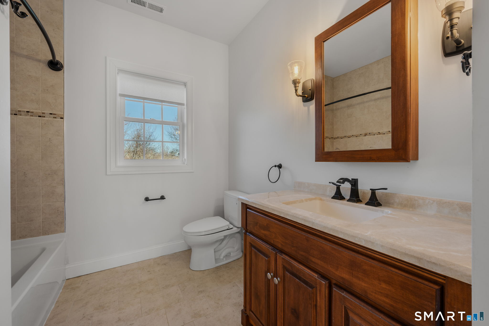 2 Syleo Lane Salem, CT 06420 - Photo 24 of 40 on upper level