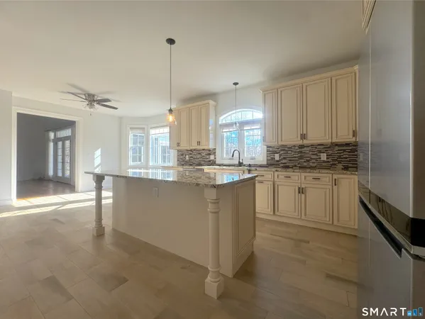 $989,900 | 2 Syleo Lane, Salem, CT 06420