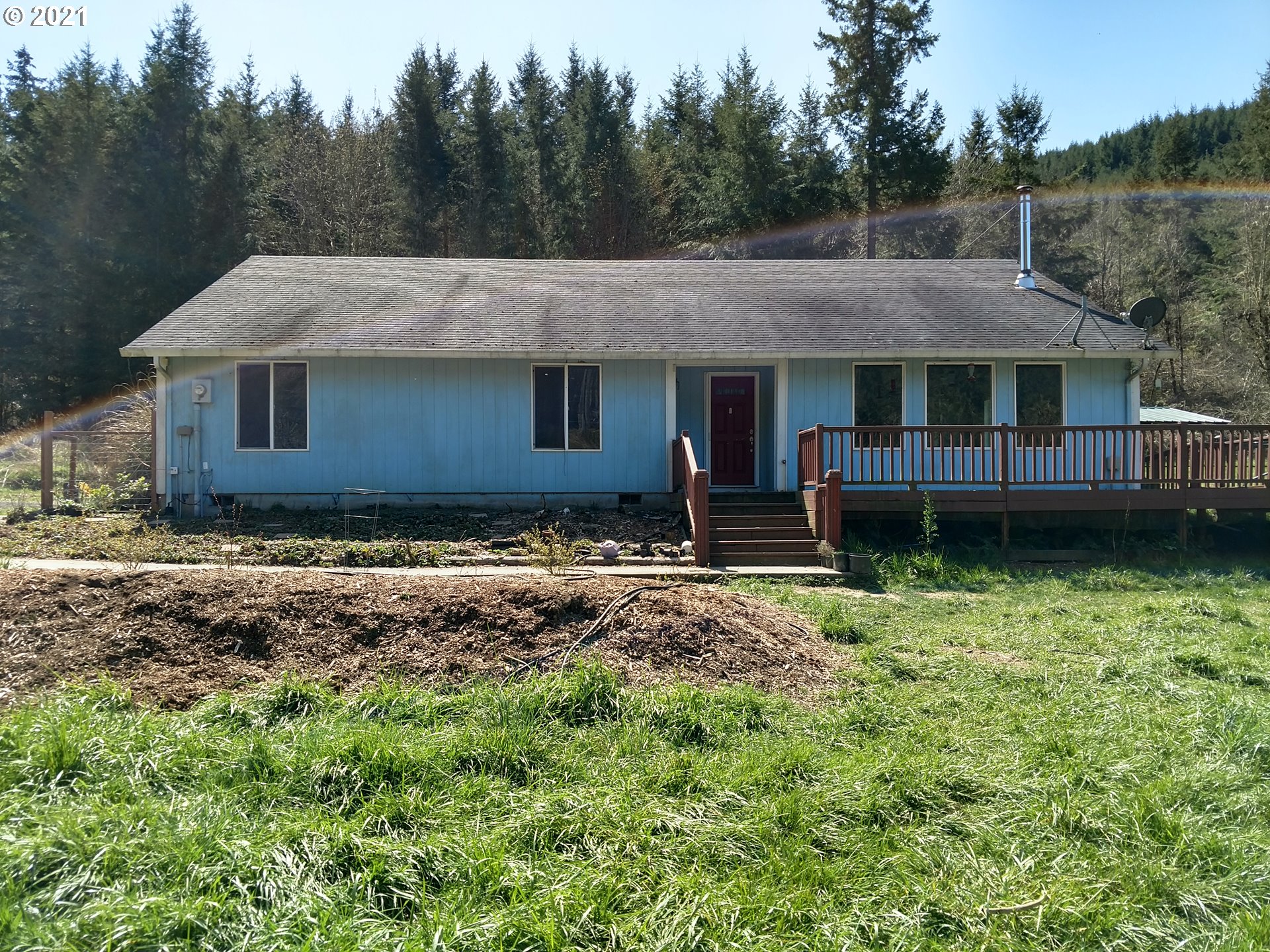 2747 Cox Road Yoncalla, OR 97499 - Photo 4 of 23