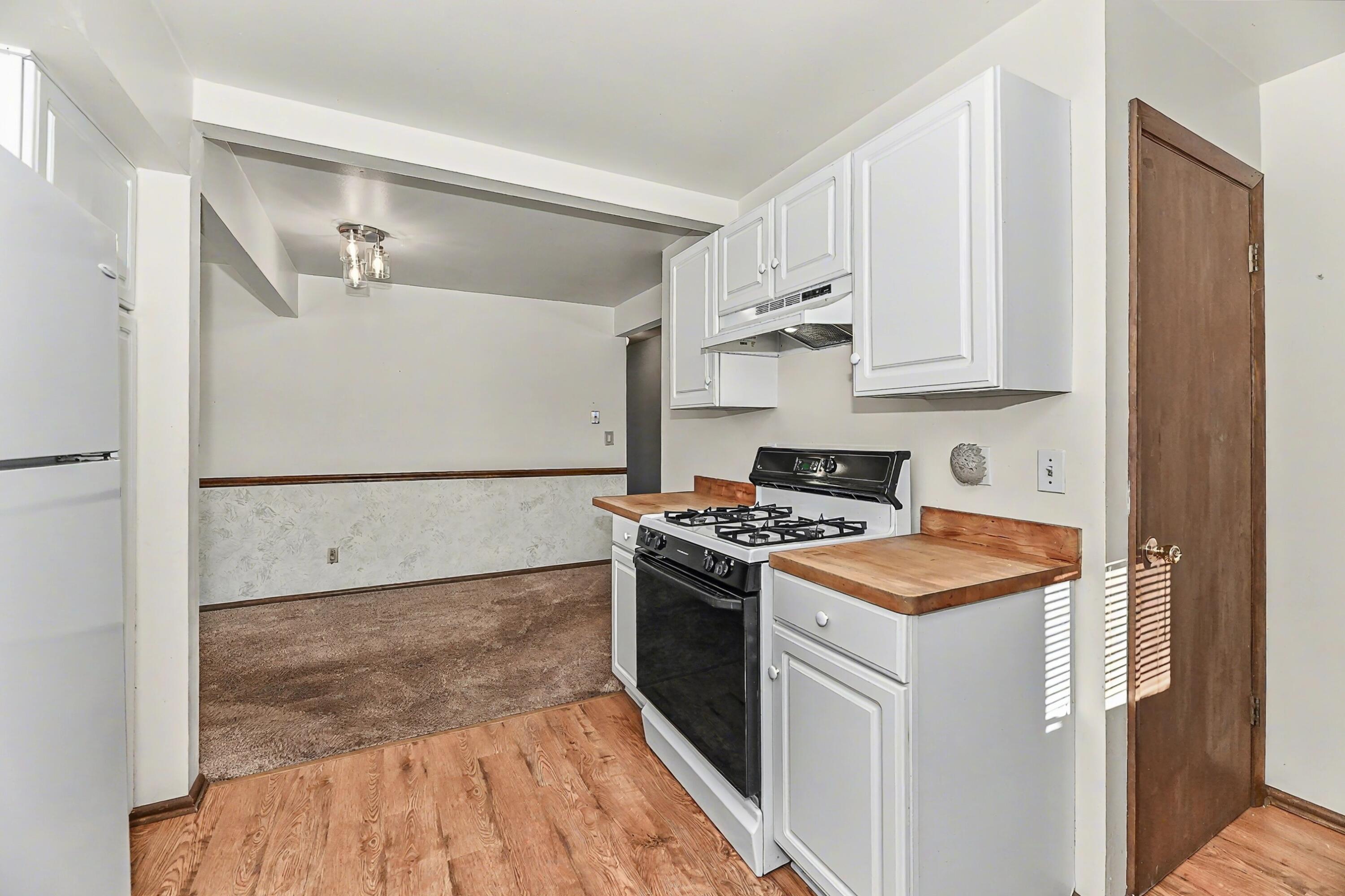 3769 South 84th Street Milwaukee, WI 53228 - Photo 13 of 37 Kitchen