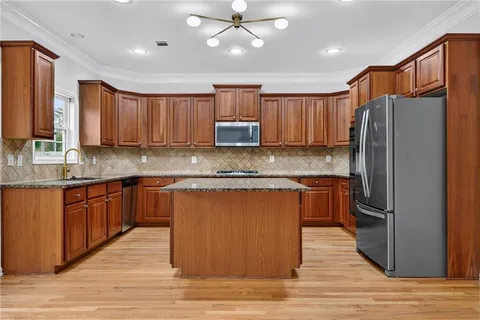 $875,000 | 5365 Plymouth Place, Alpharetta, GA 30005