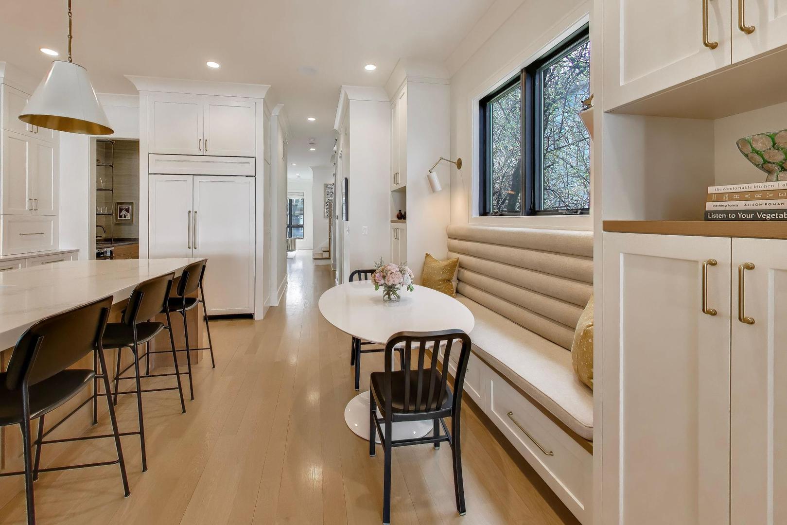 1728 West School Street Chicago, IL 60657 - Photo 13 of 55