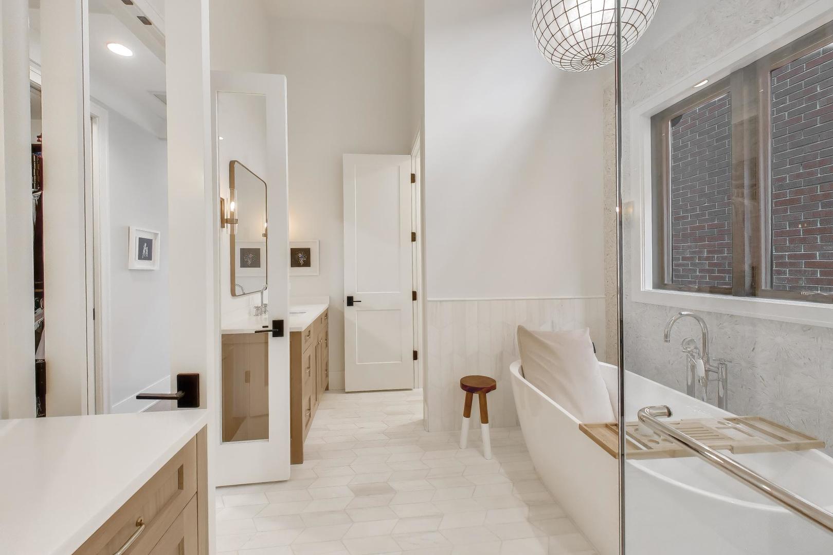 1728 West School Street Chicago, IL 60657 - Photo 23 of 55