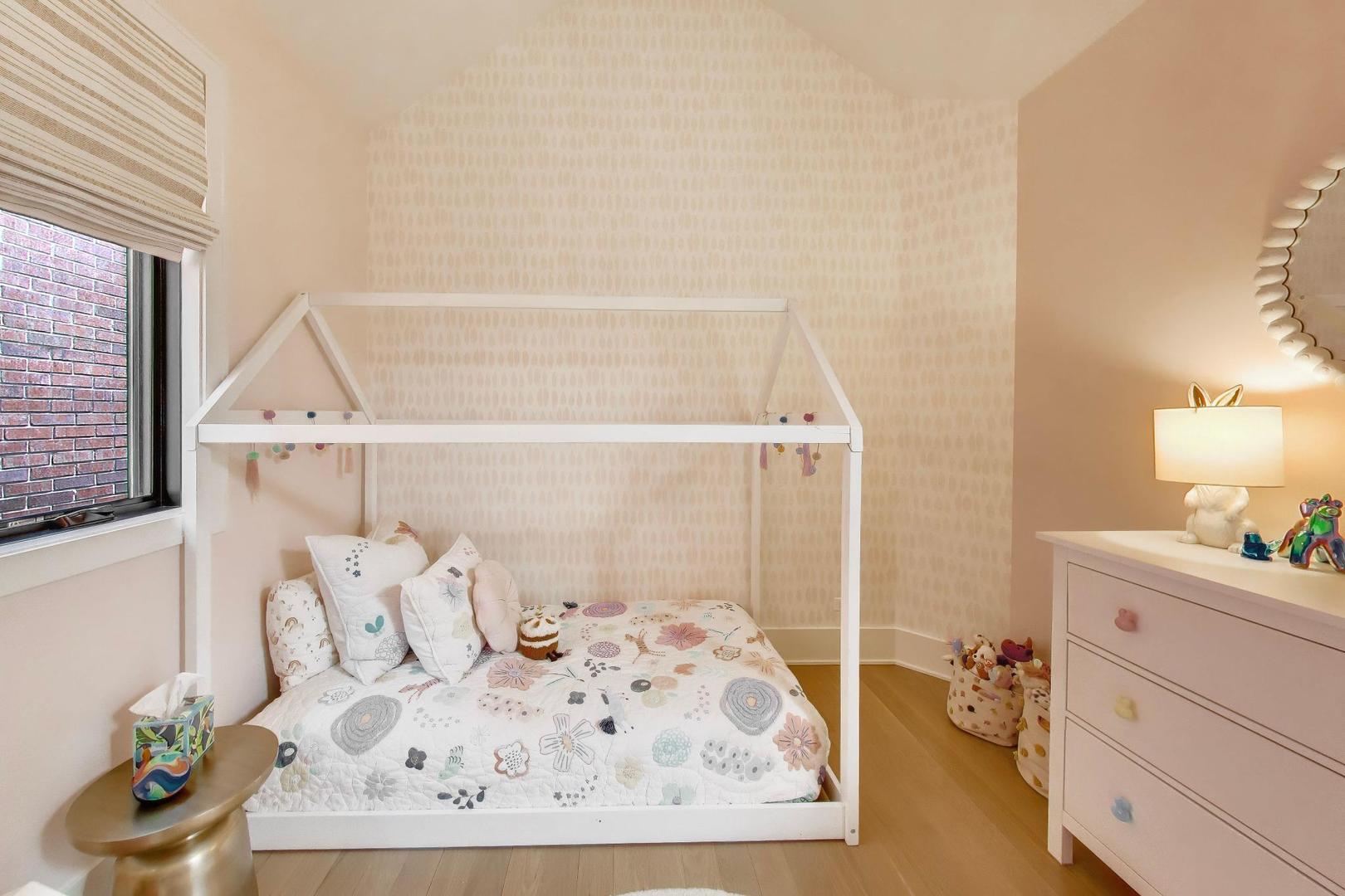 1728 West School Street Chicago, IL 60657 - Photo 33 of 55