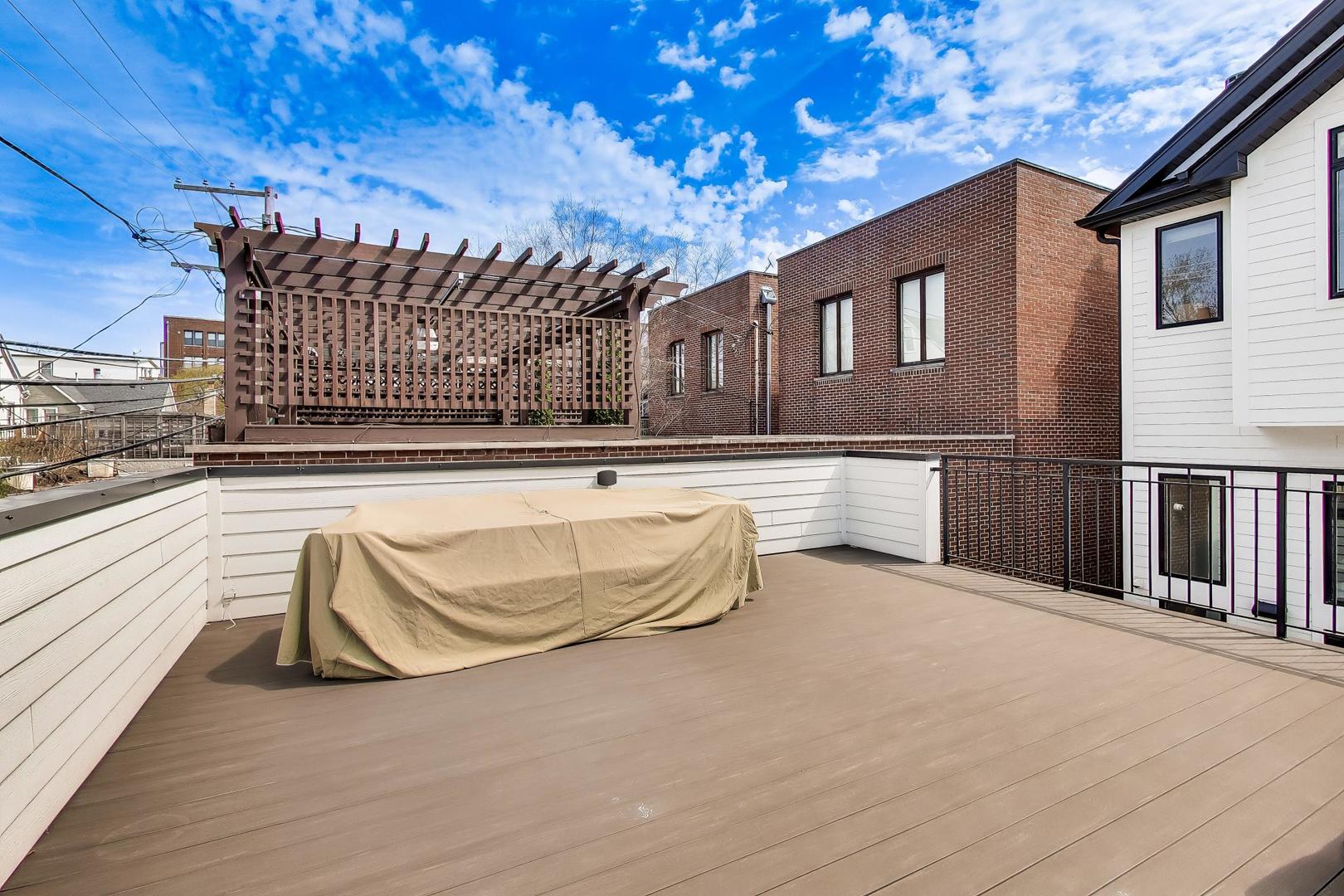 1728 West School Street Chicago, IL 60657 - Photo 48 of 55