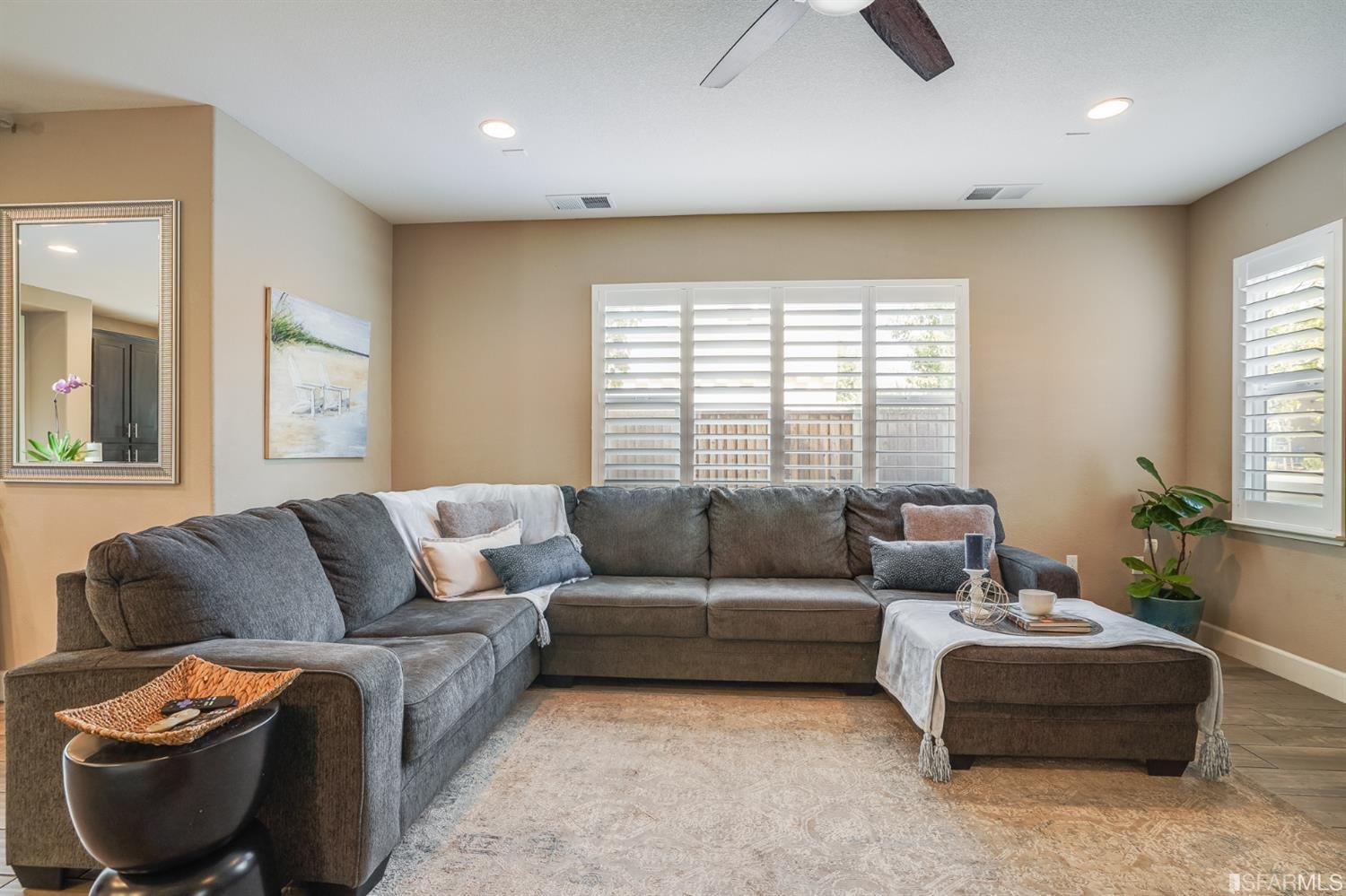 2005 Poinsettia Street San Ramon, CA 94582 - Photo 8 of 33 Gallery Image 8