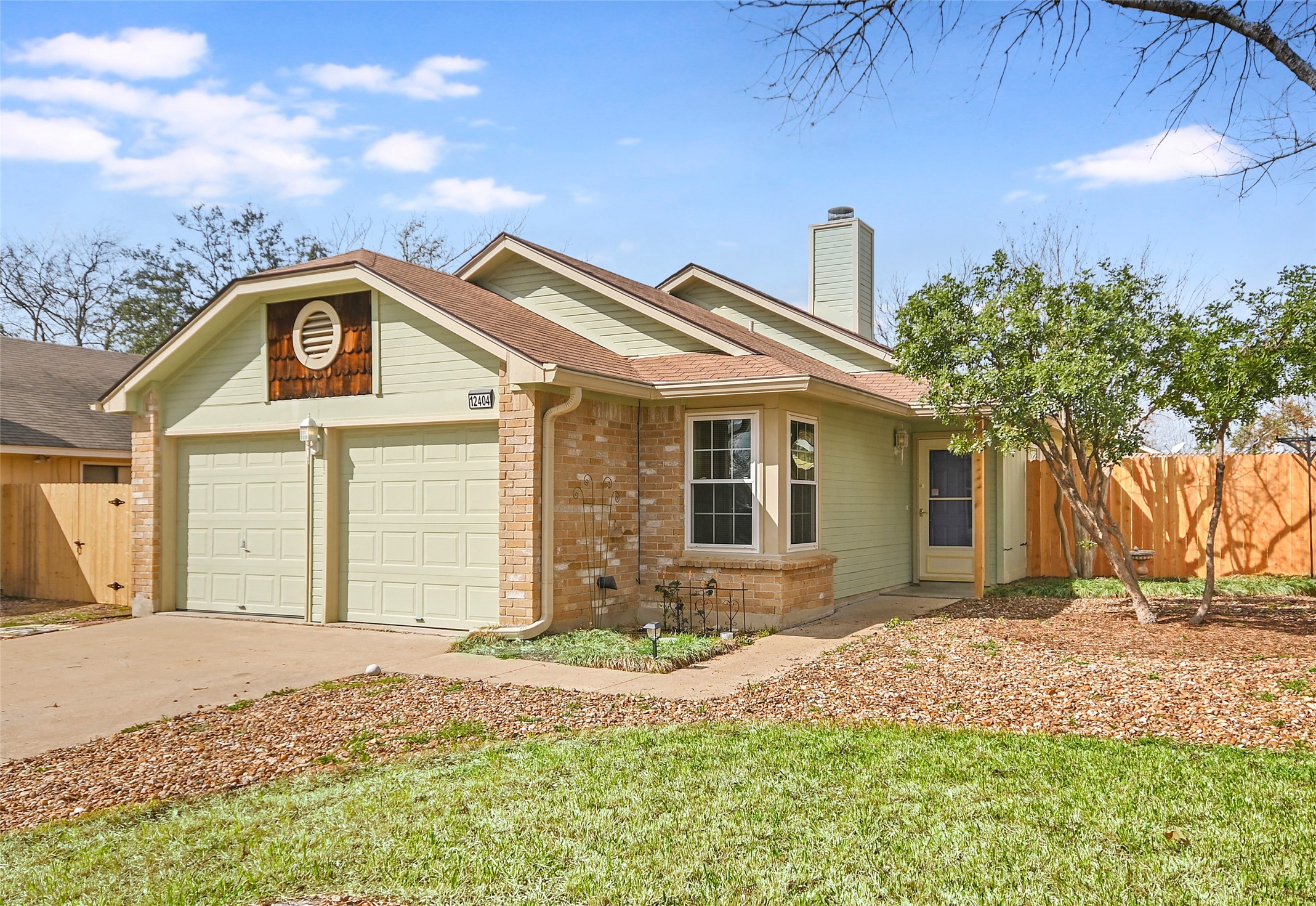 12404 Emery Oaks Road Austin, TX 78758 - Photo 1 of 1 Front