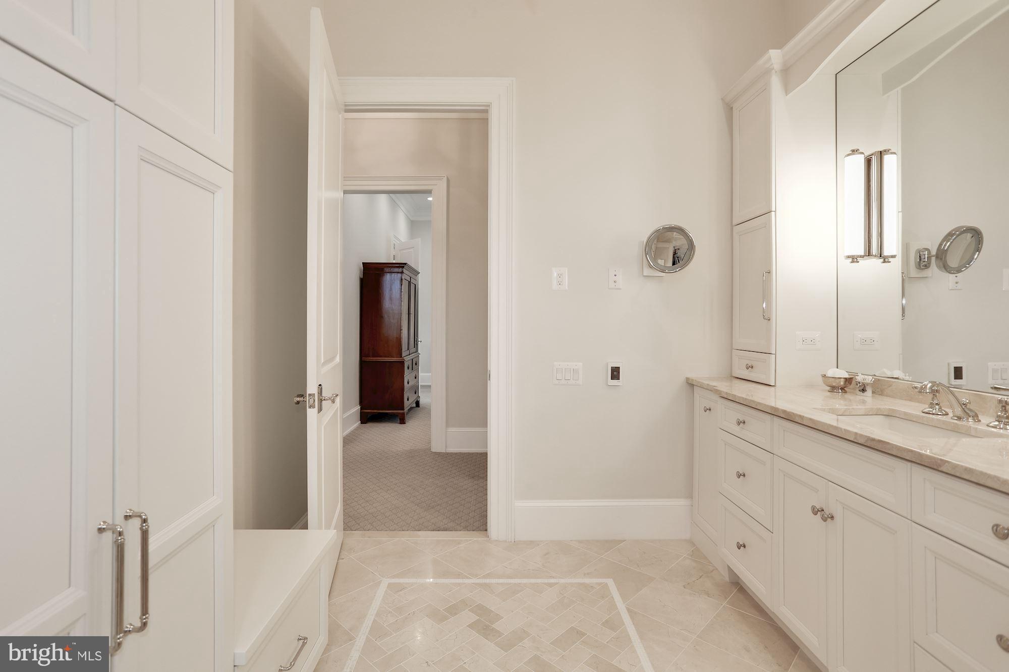 4805 Rock Spring Road Arlington, VA 22207 - Photo 29 of 66