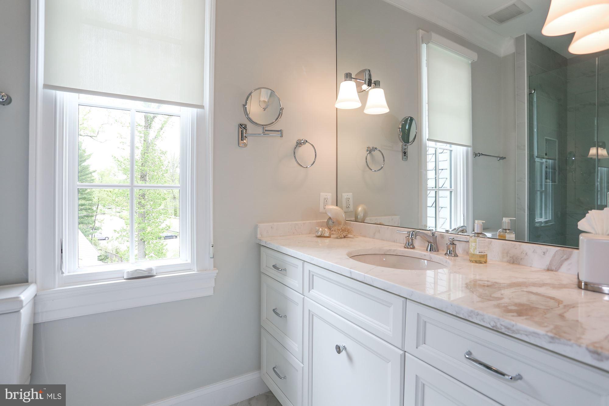 4805 Rock Spring Road Arlington, VA 22207 - Photo 49 of 66