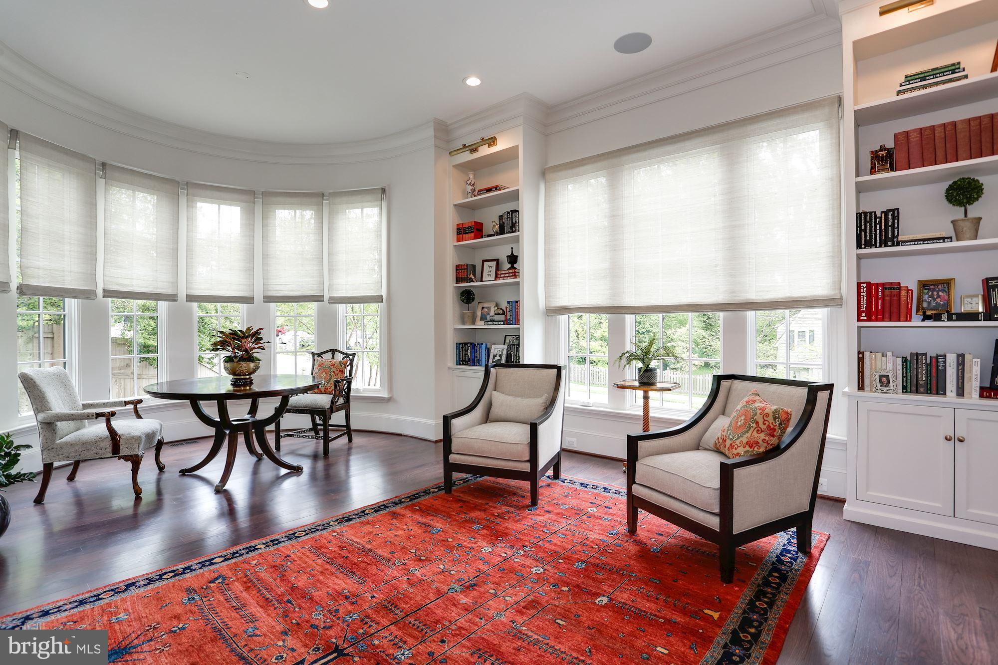 4805 Rock Spring Road Arlington, VA 22207 - Photo 6 of 66